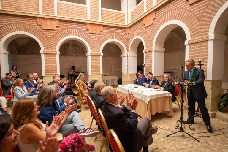 homenaje alcántara